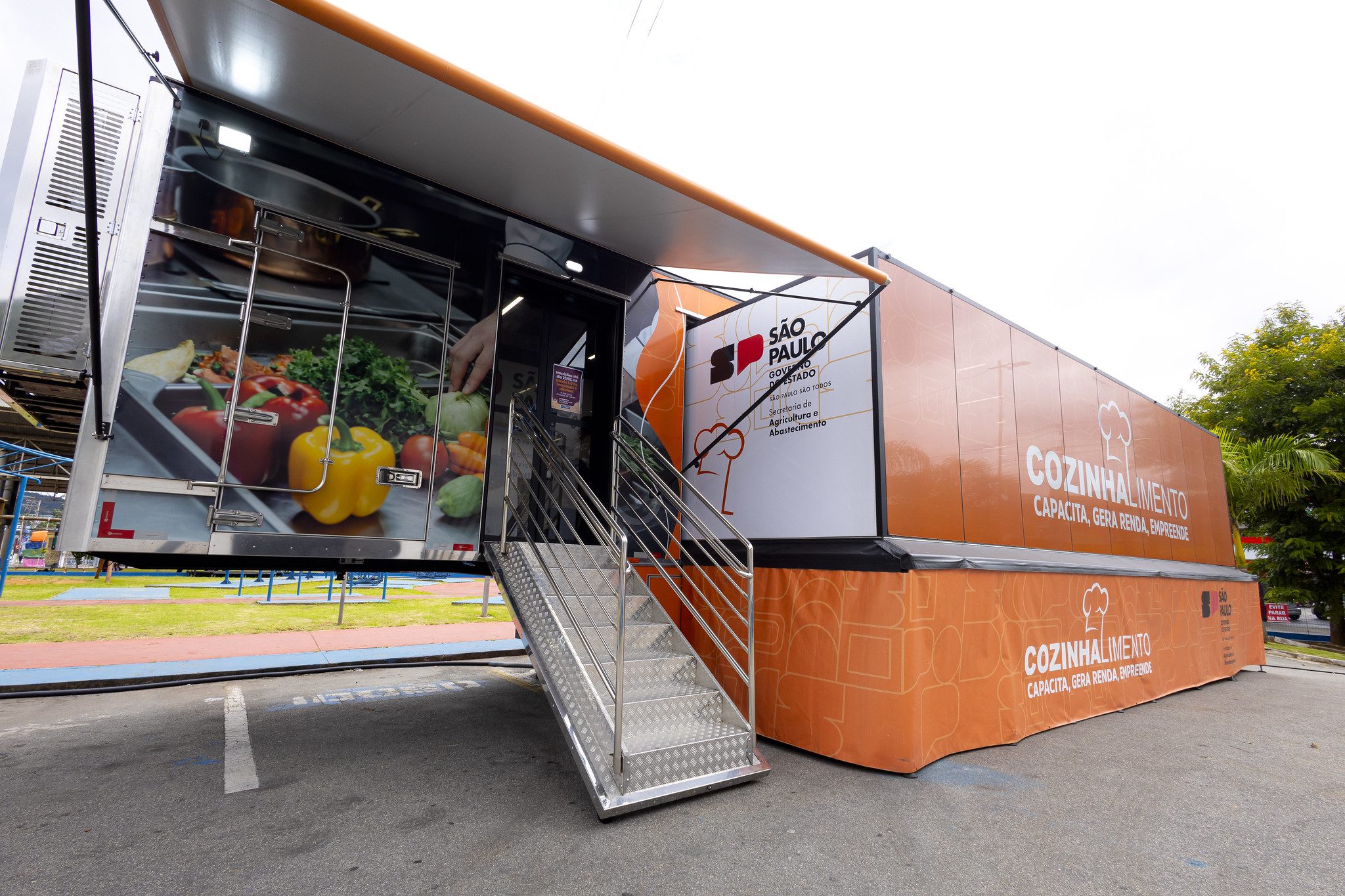 Carreta CozinhAlimento e Prefeitura de Itapevi lançam curso gratuito de Receitas de Páscoa