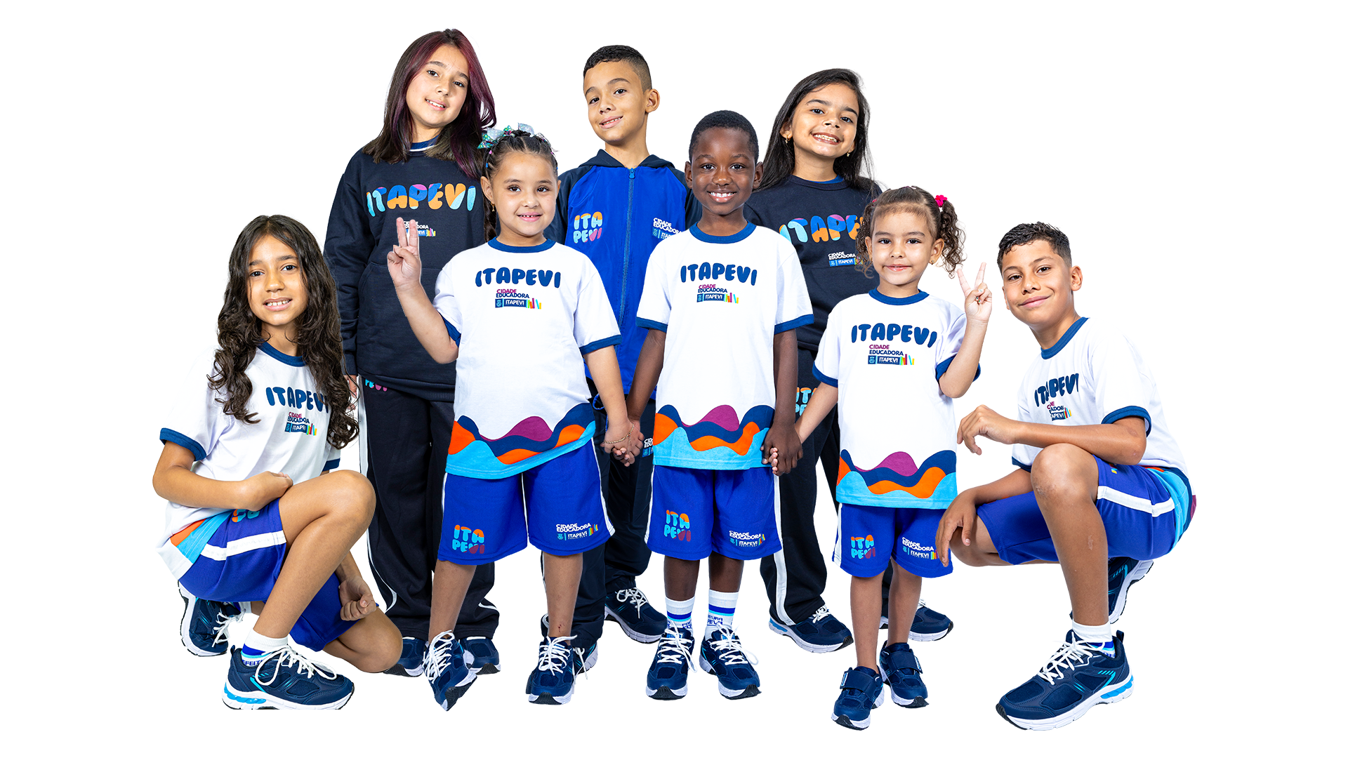 Itapevi inicia o ano letivo nesta quinta (5) com acolhimento e entrega de uniformes e material escolar